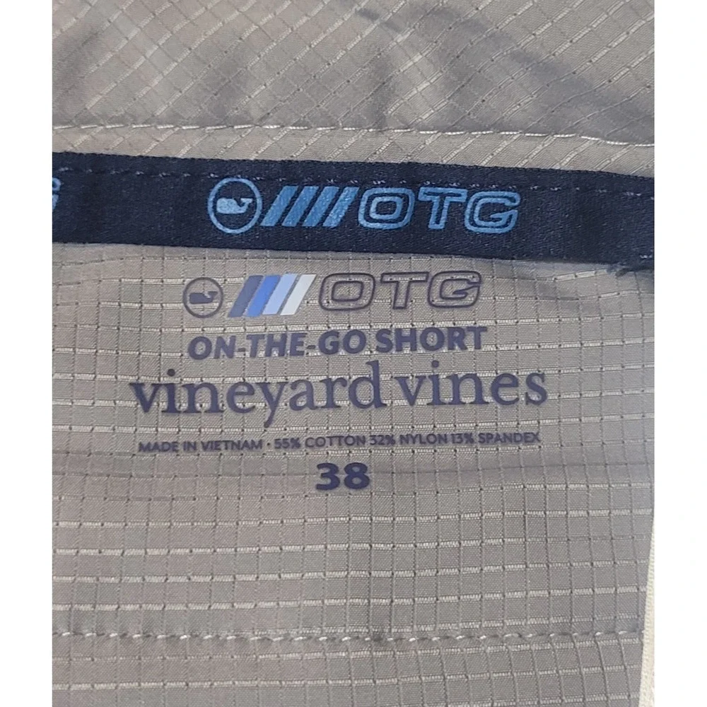 Vineyard Vines On The Go Men 38 Beige Cream Nylon Stretch OTG Shorts - Picture 2 of 12